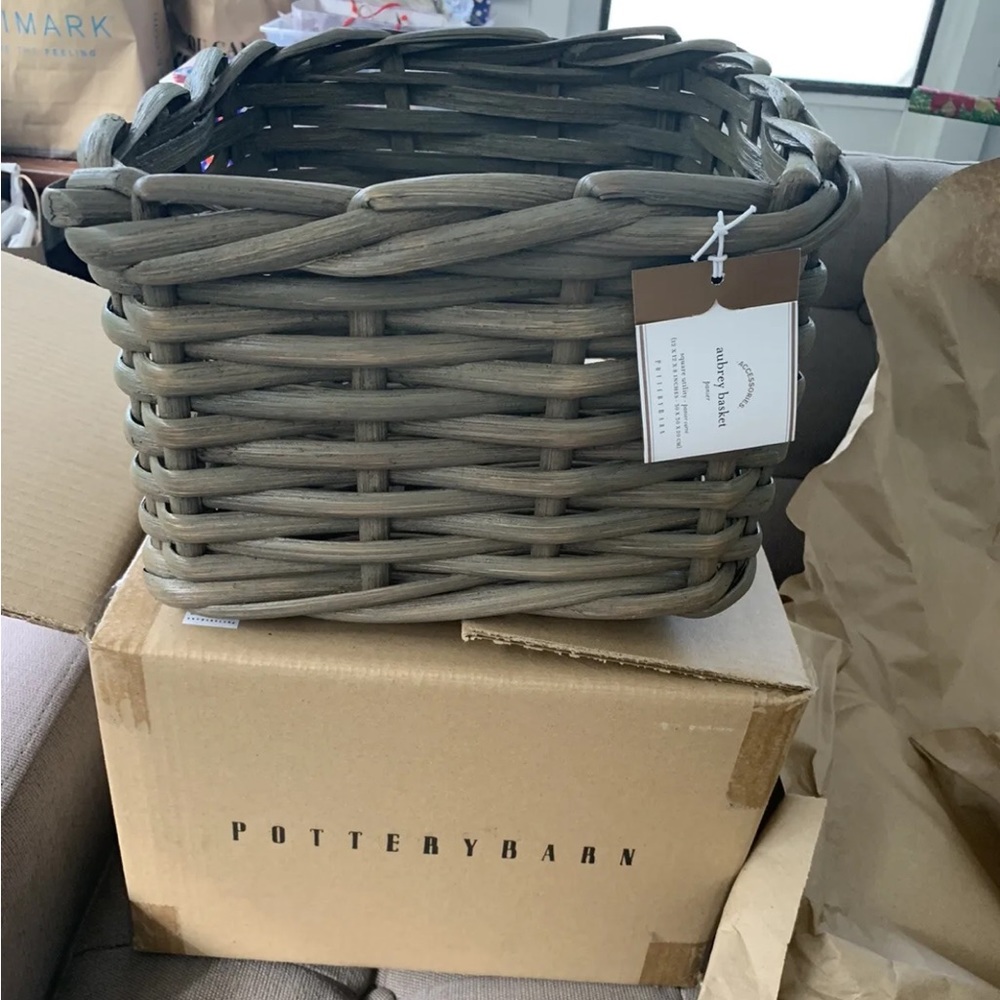 Pottery Barn Aubrey Wicker Basket Storage Utility Toy Baby 12x12x8 NWT